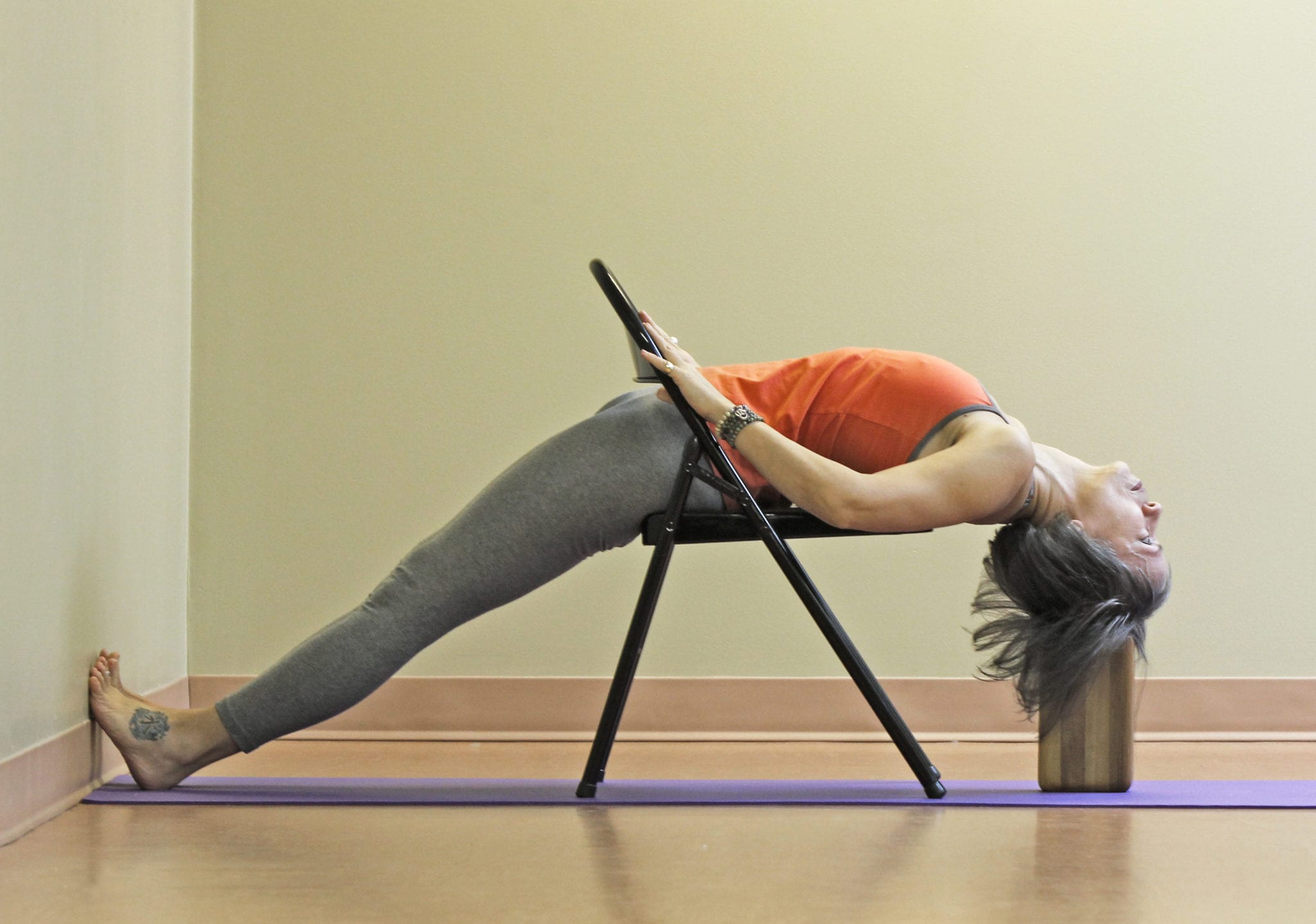 viparita dandasana